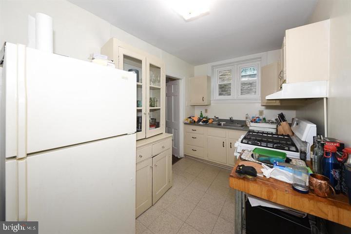 427 W SEDGWICK STREET C