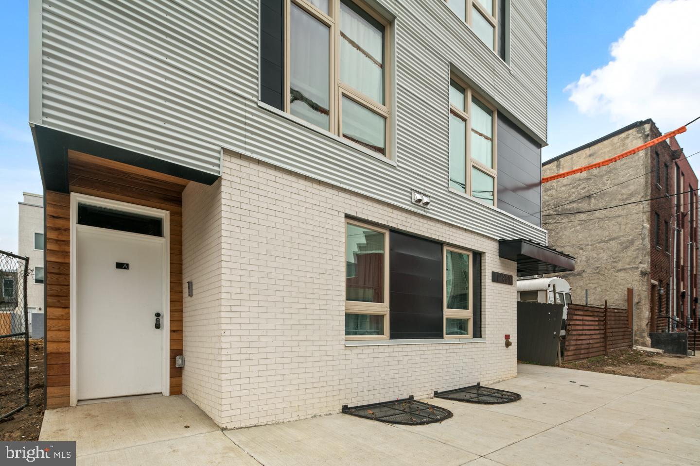 1917 E LETTERLY STREET A