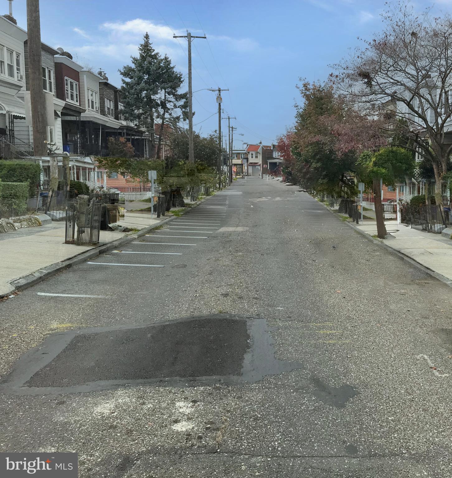 231 W ALBANUS STREET