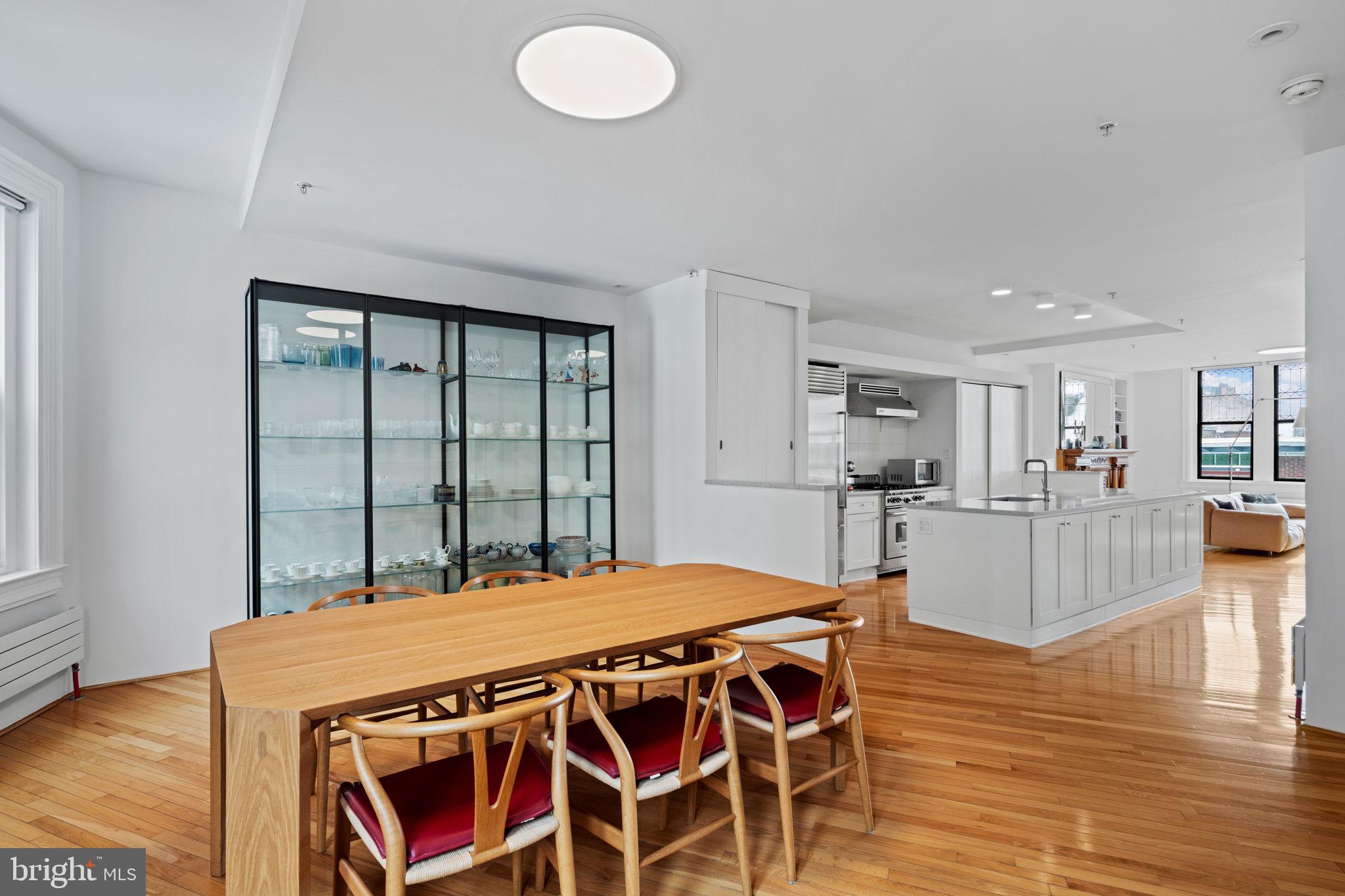 1213 LOCUST STREET 15 B