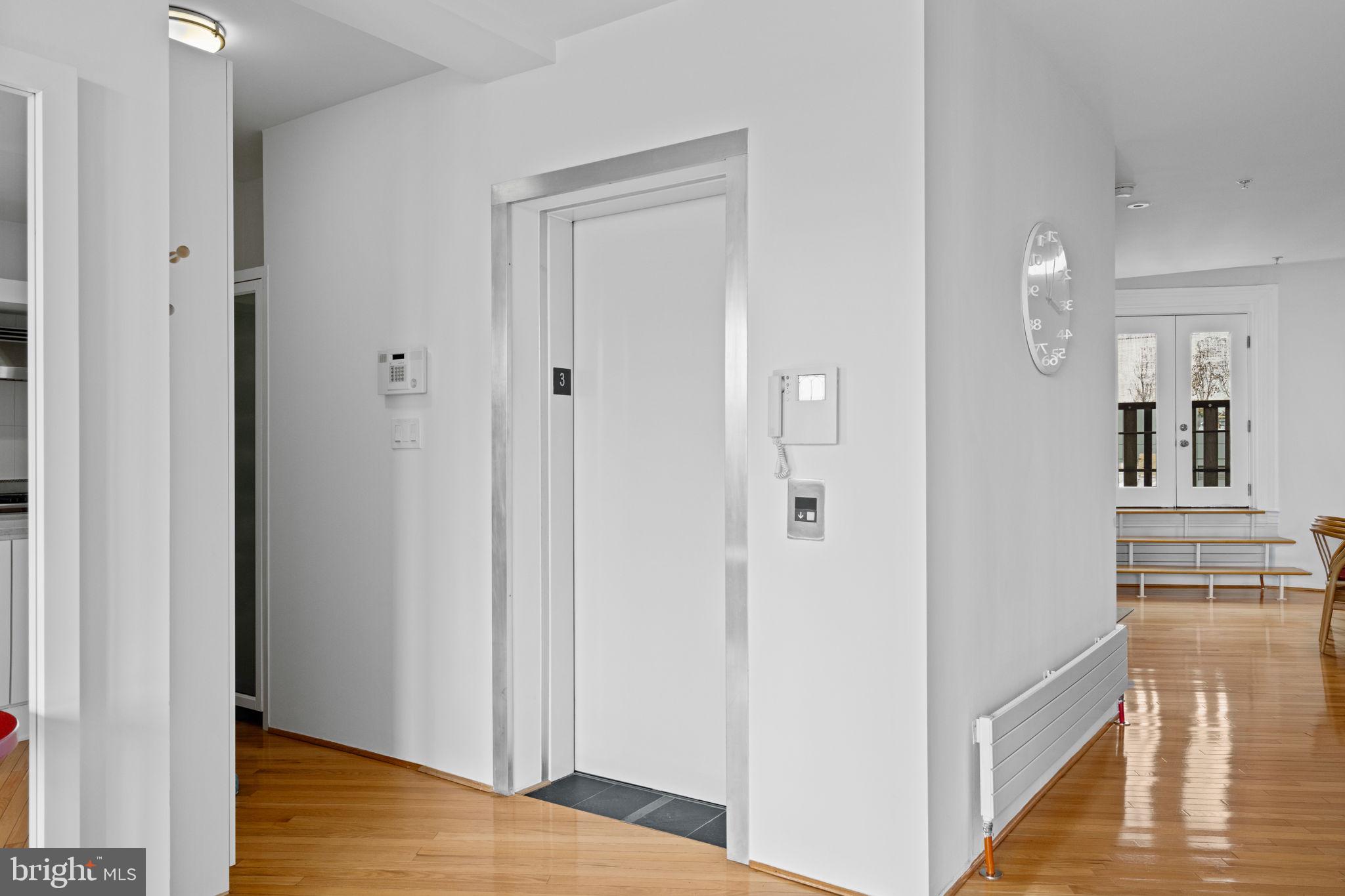 1213 LOCUST STREET 15 B