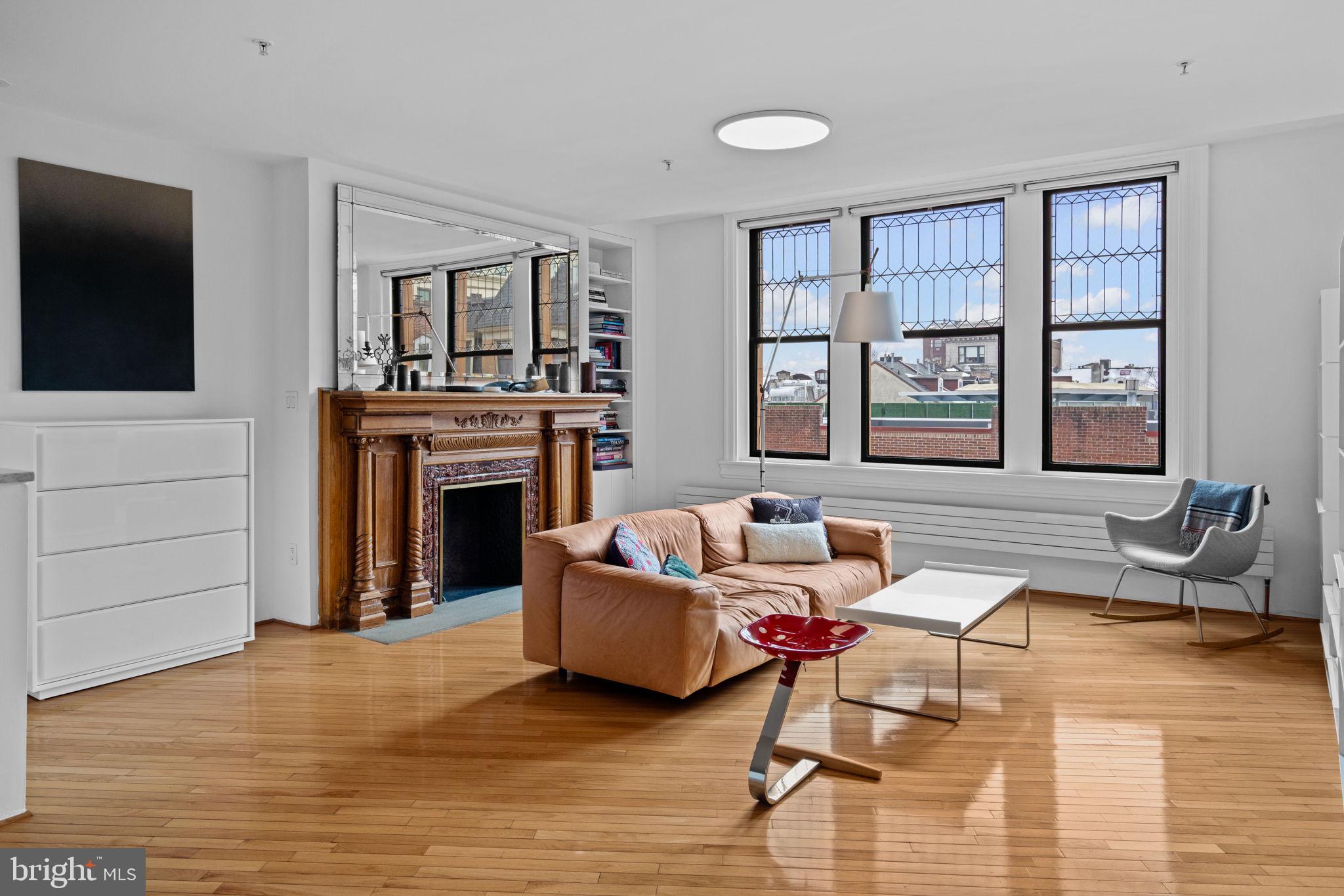 1213 LOCUST STREET 15 B