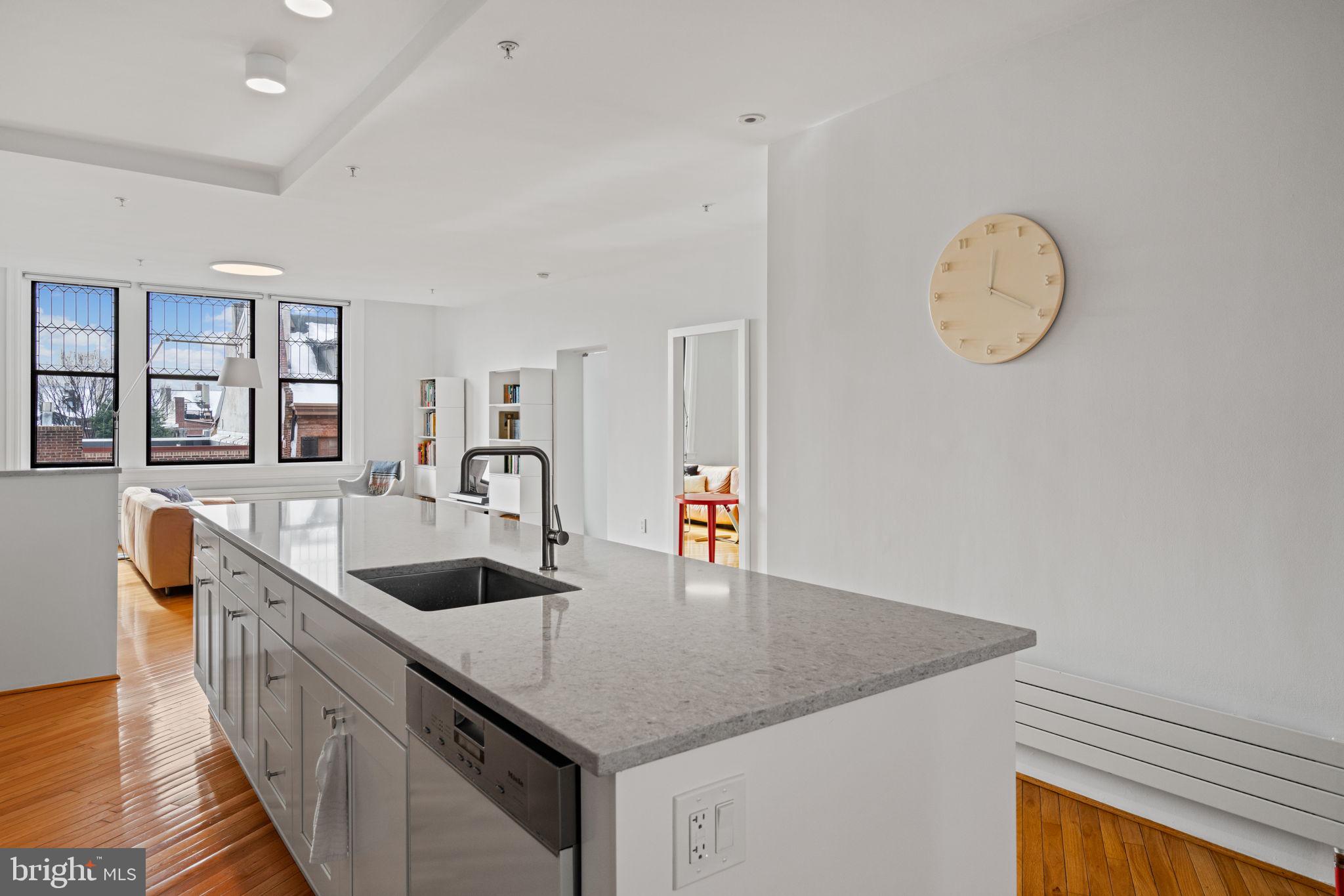 1213 LOCUST STREET 15 B