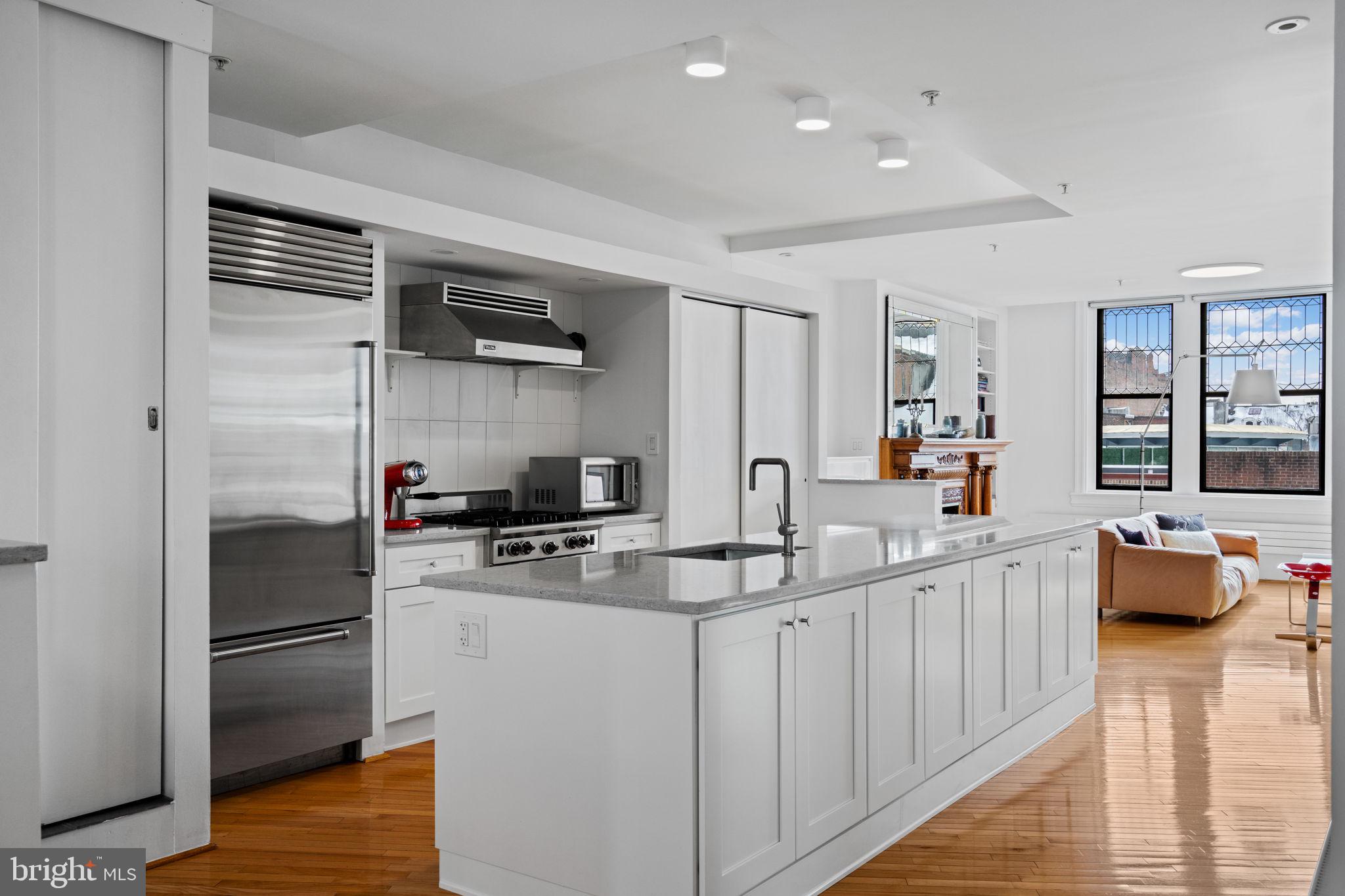 1213 LOCUST STREET 15 B