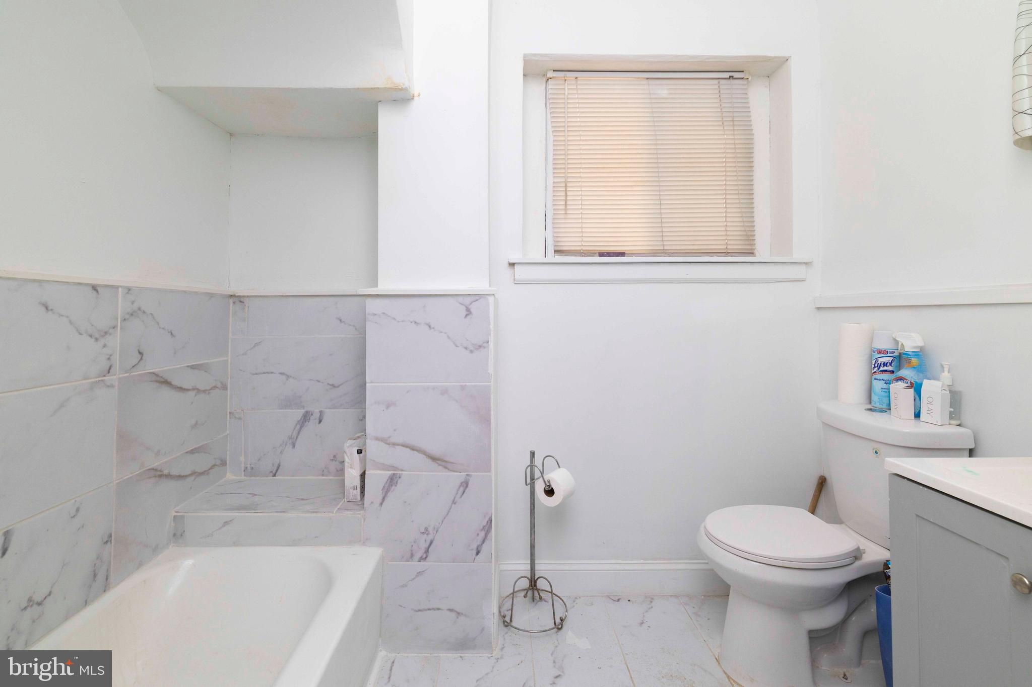 3214 W DIAMOND STREET