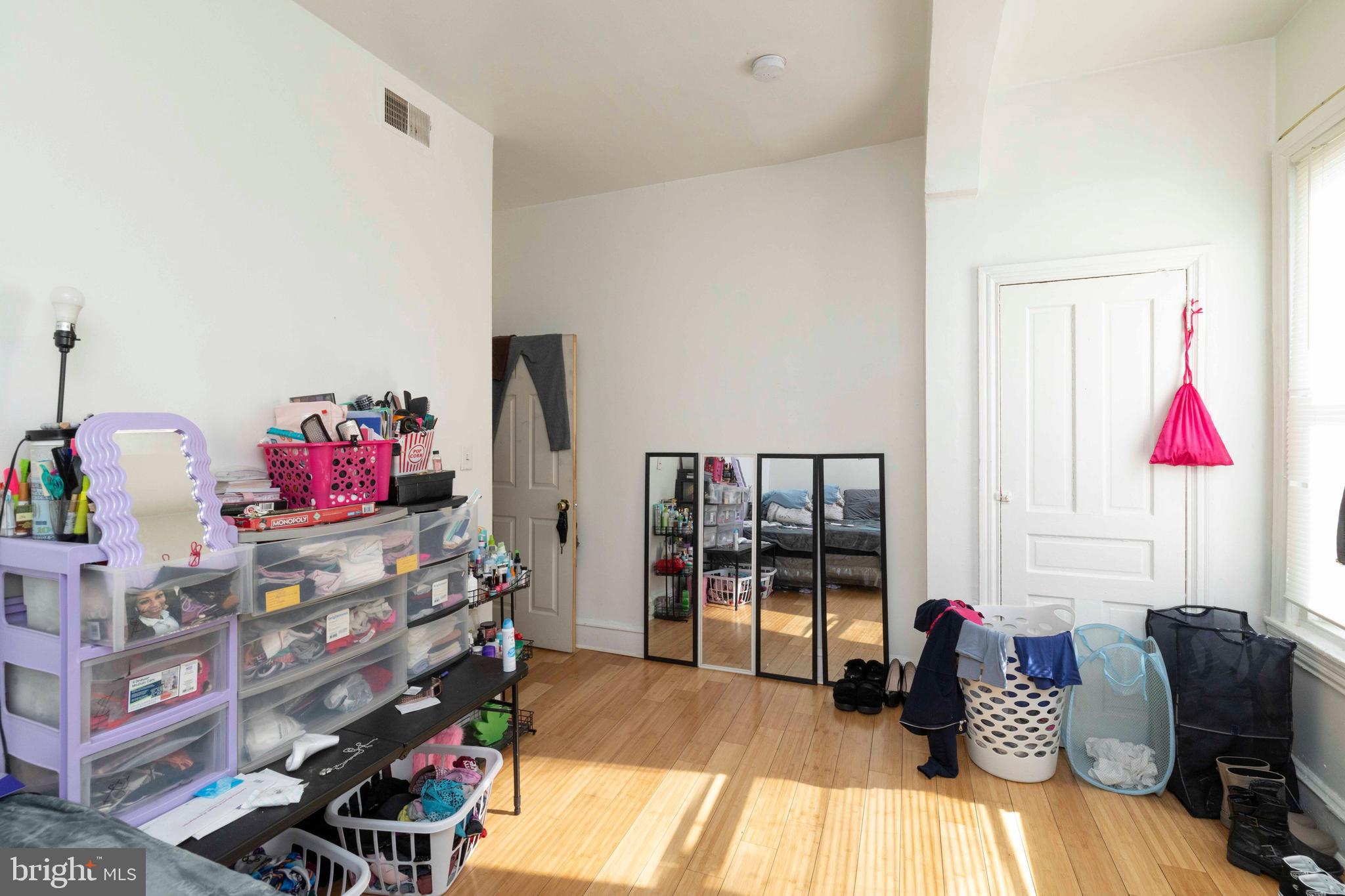 3214 W DIAMOND STREET