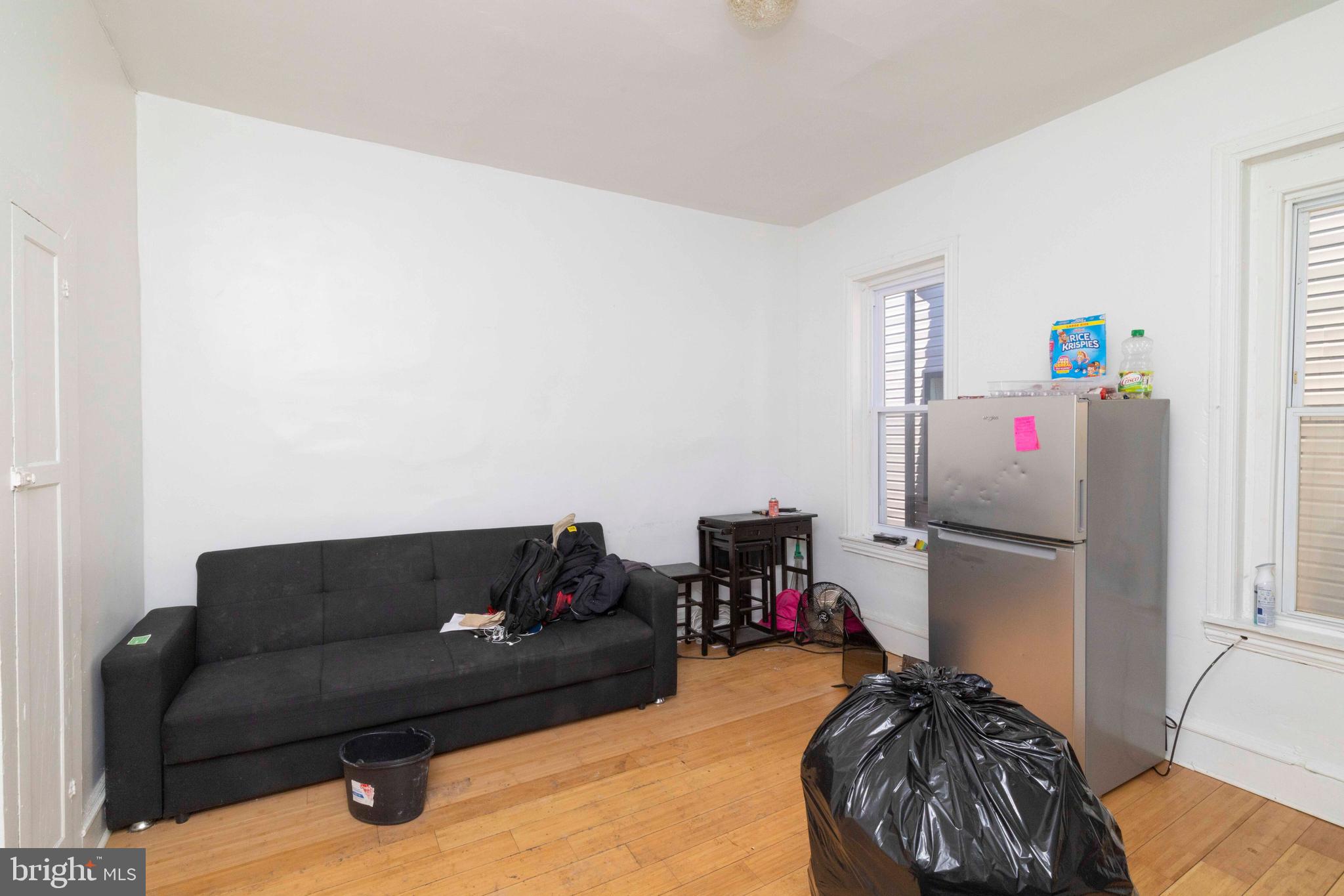 3214 W DIAMOND STREET