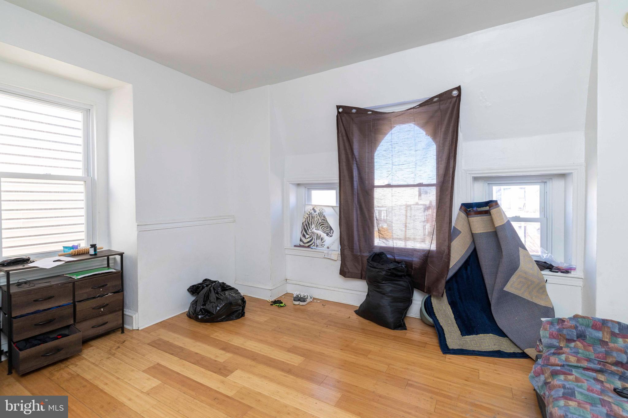 3214 W DIAMOND STREET