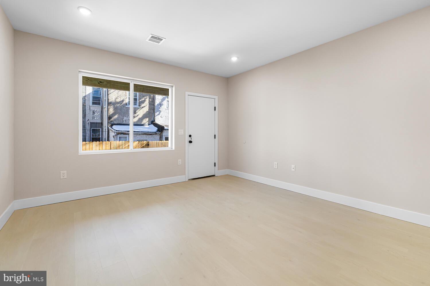 2049 E WILLIAM STREET