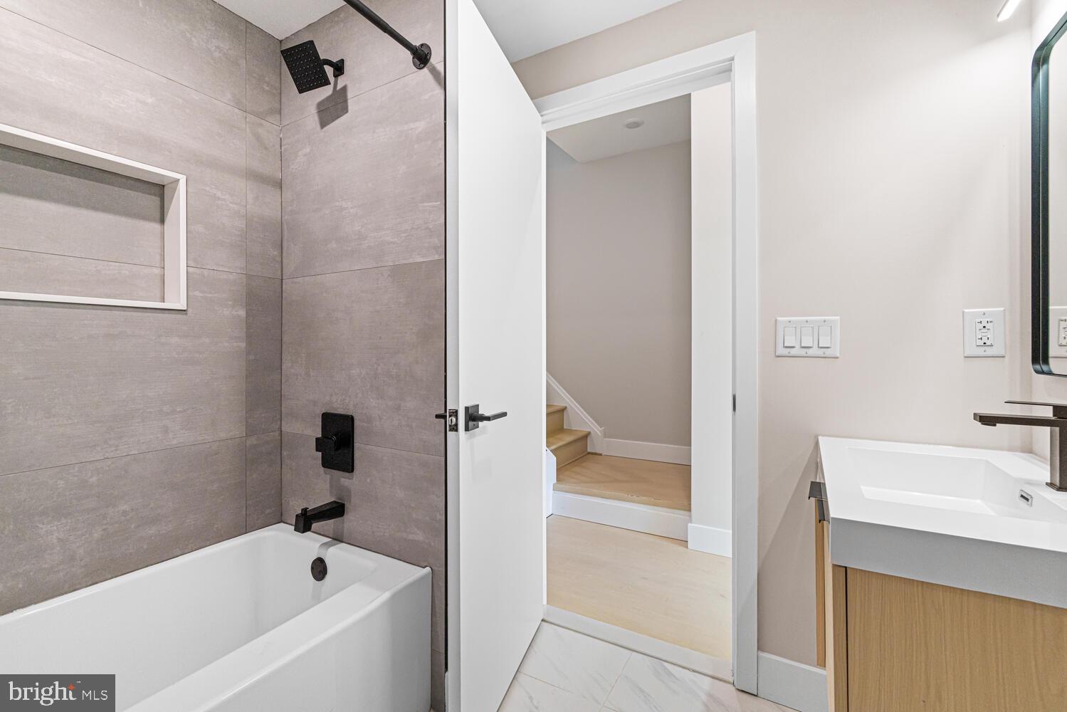 2049 E WILLIAM STREET