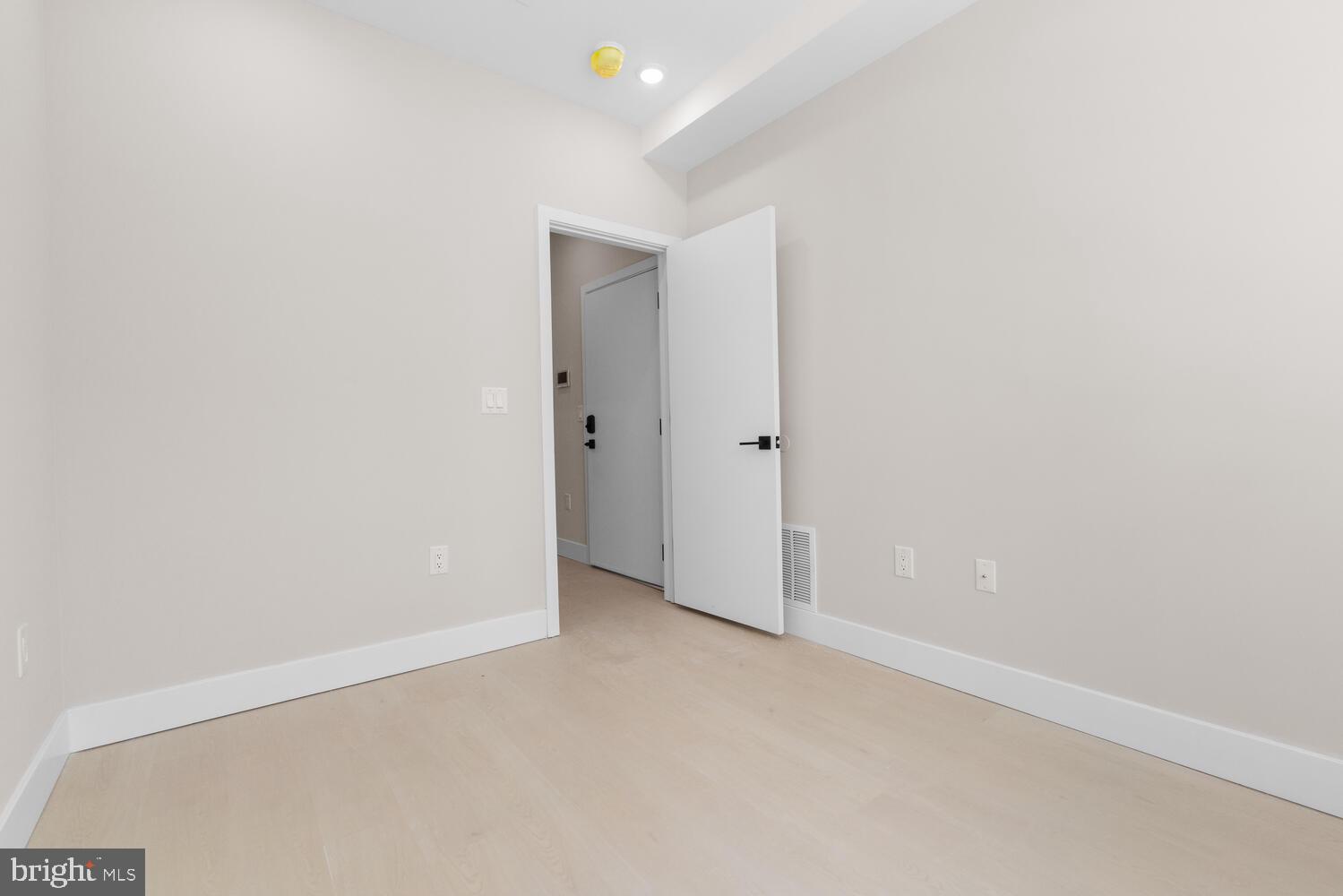 2049 E WILLIAM STREET