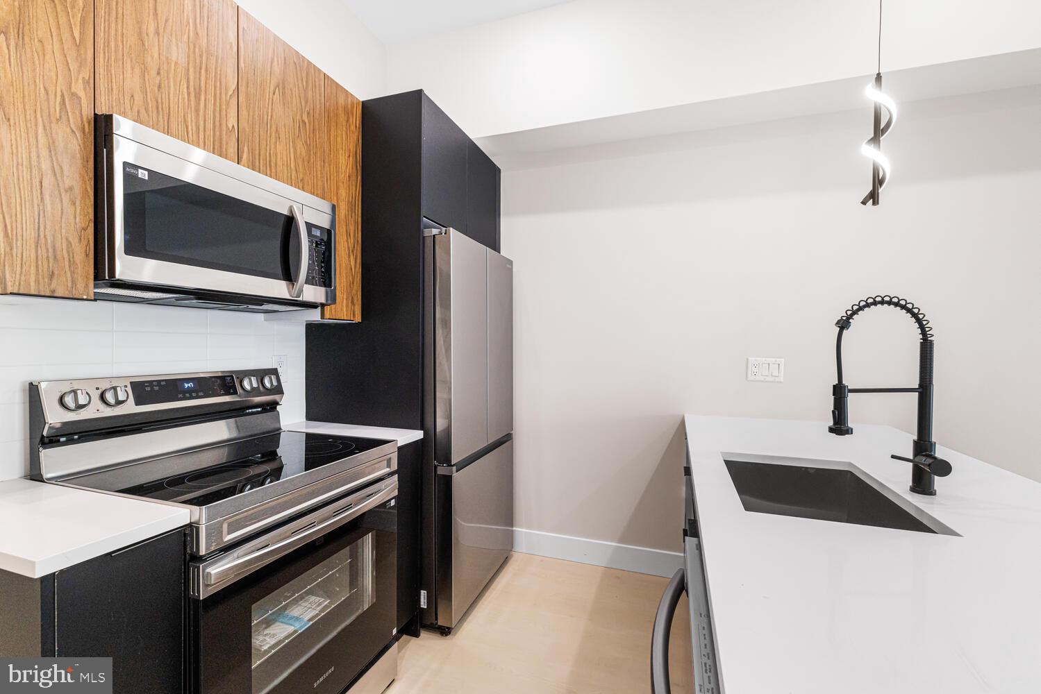 2049 E WILLIAM STREET