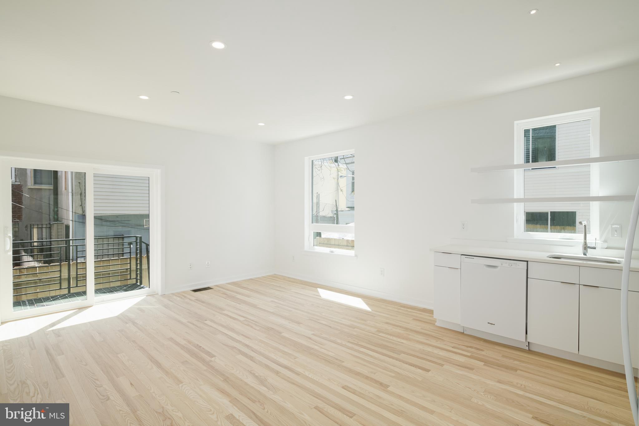 1842 E HAROLD STREET