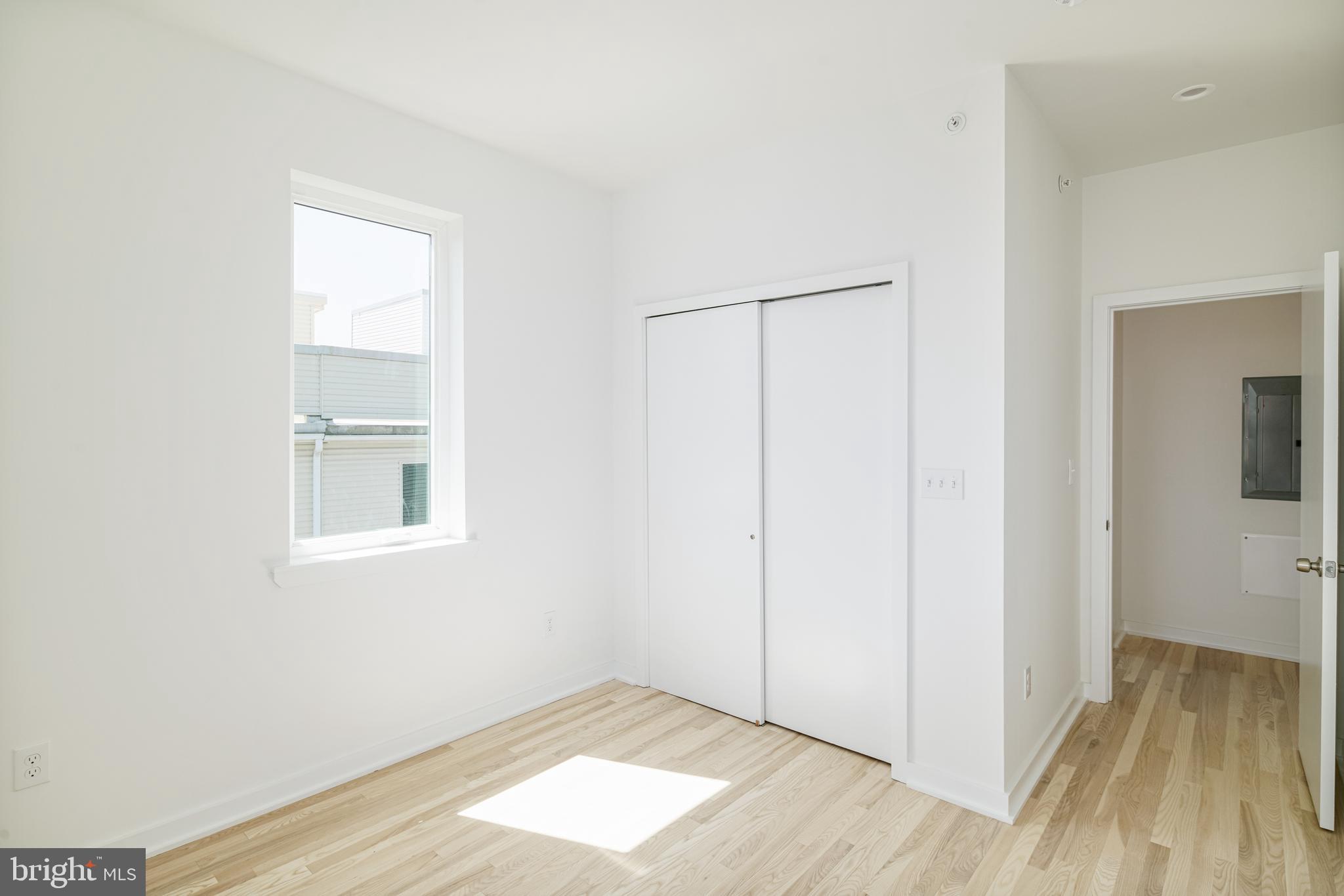 1842 E HAROLD STREET