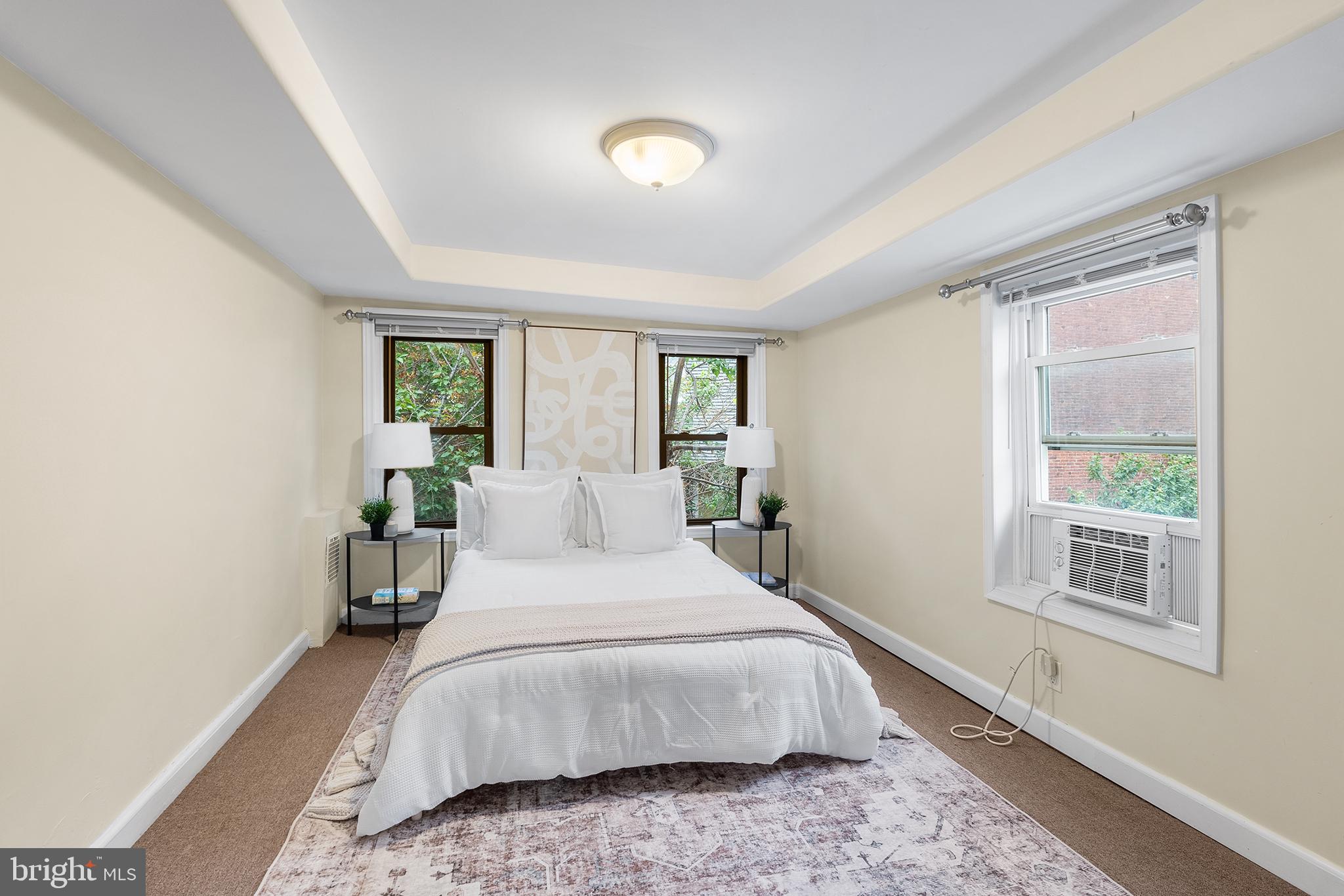 1178 S DARIEN STREET