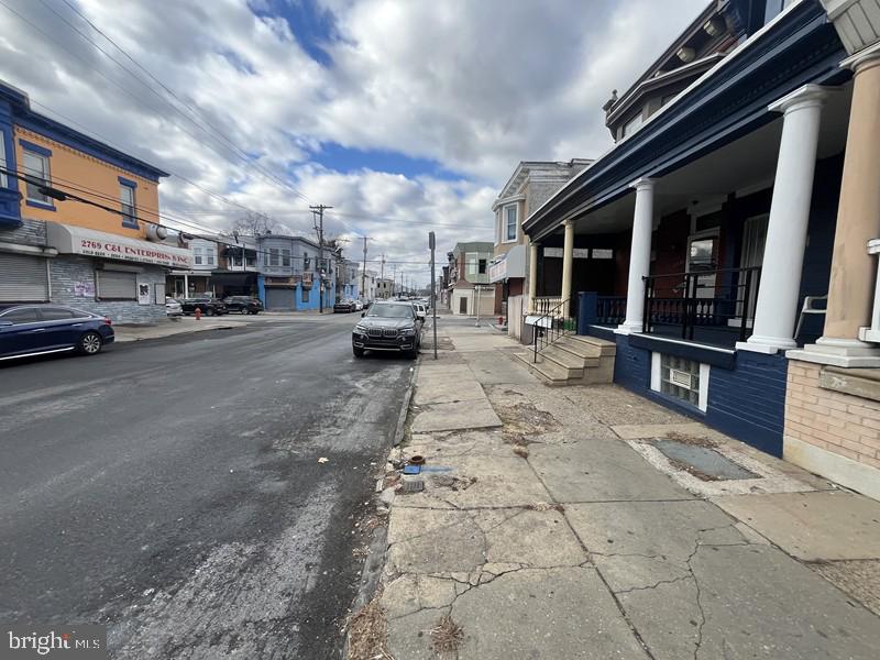 2331 W SOMERSET STREET