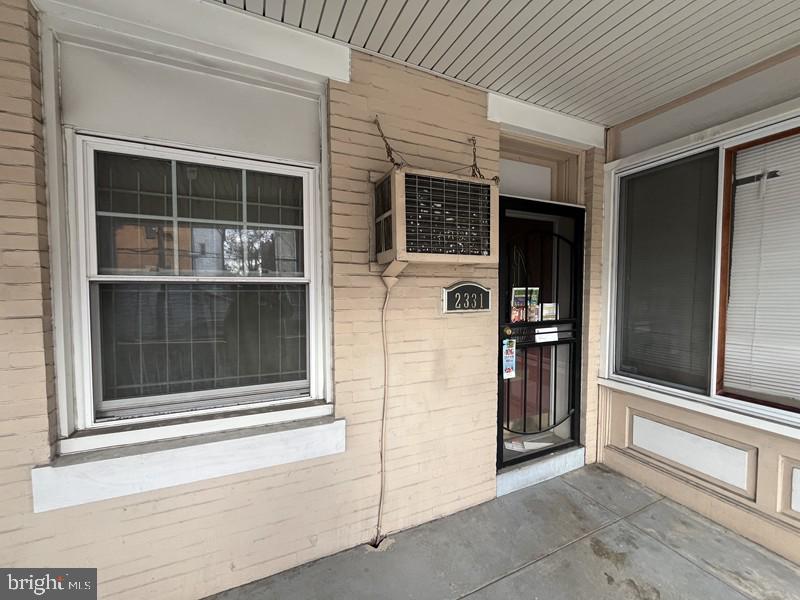 2331 W SOMERSET STREET