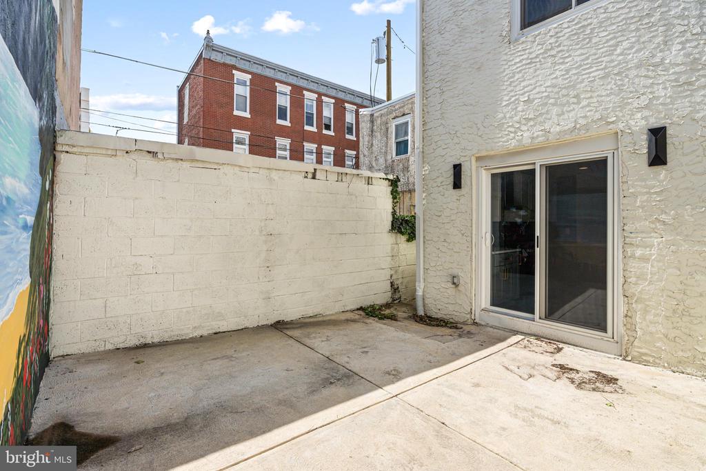 2125 S 9TH STREET