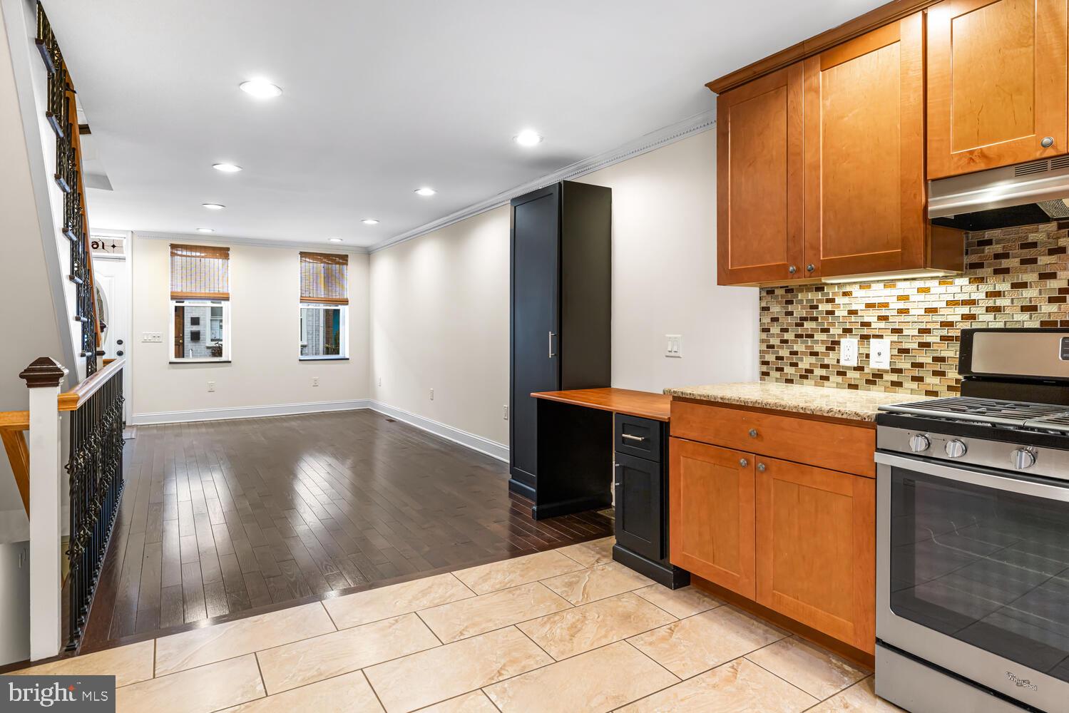 1629 S ISEMINGER STREET