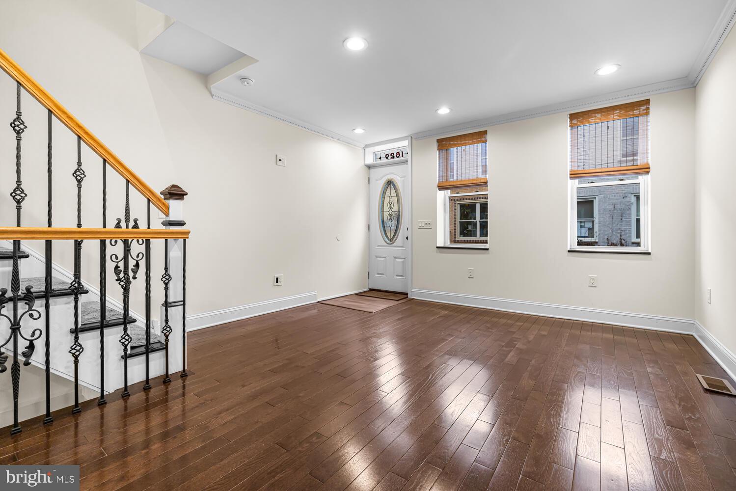 1629 S ISEMINGER STREET