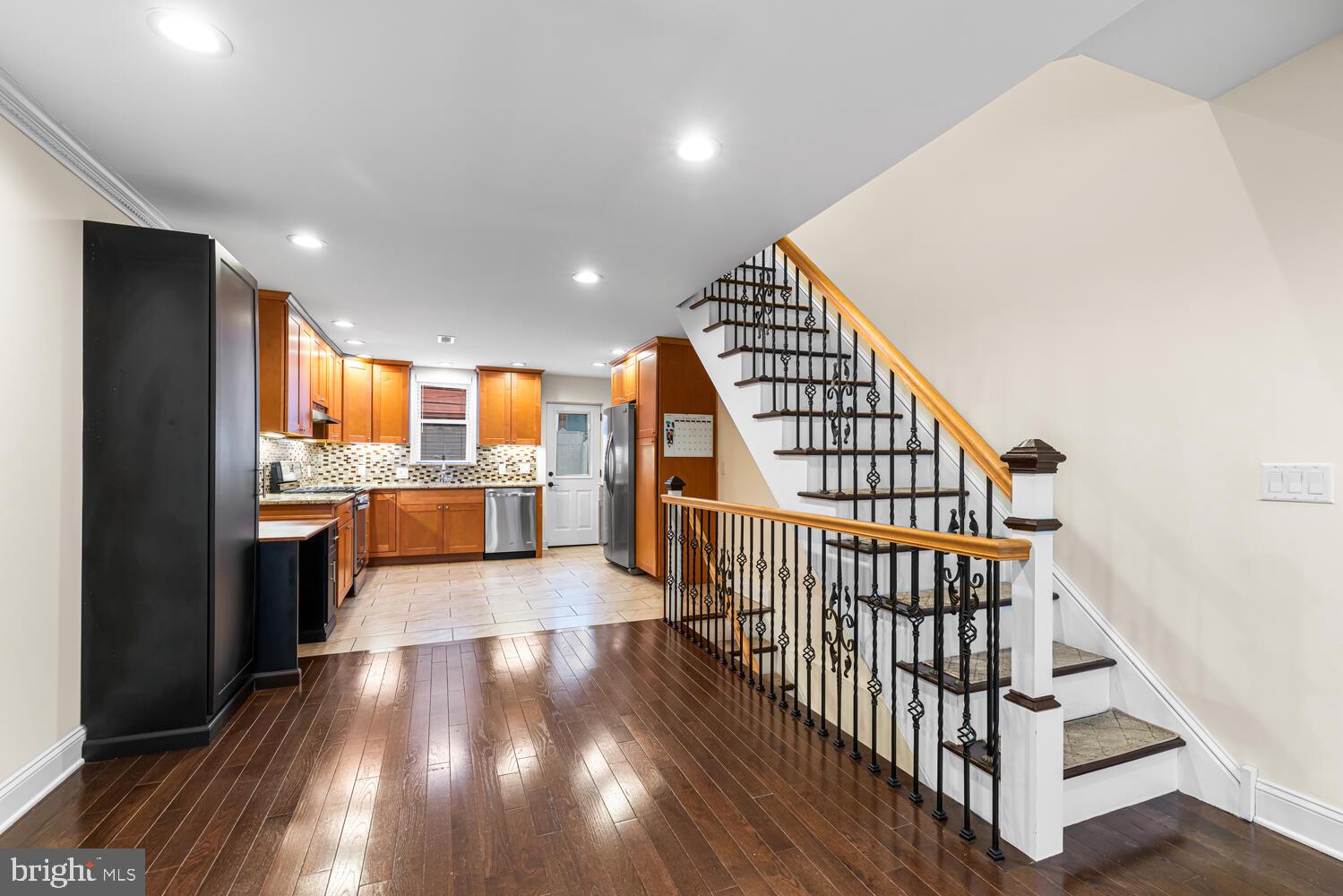 1629 S ISEMINGER STREET