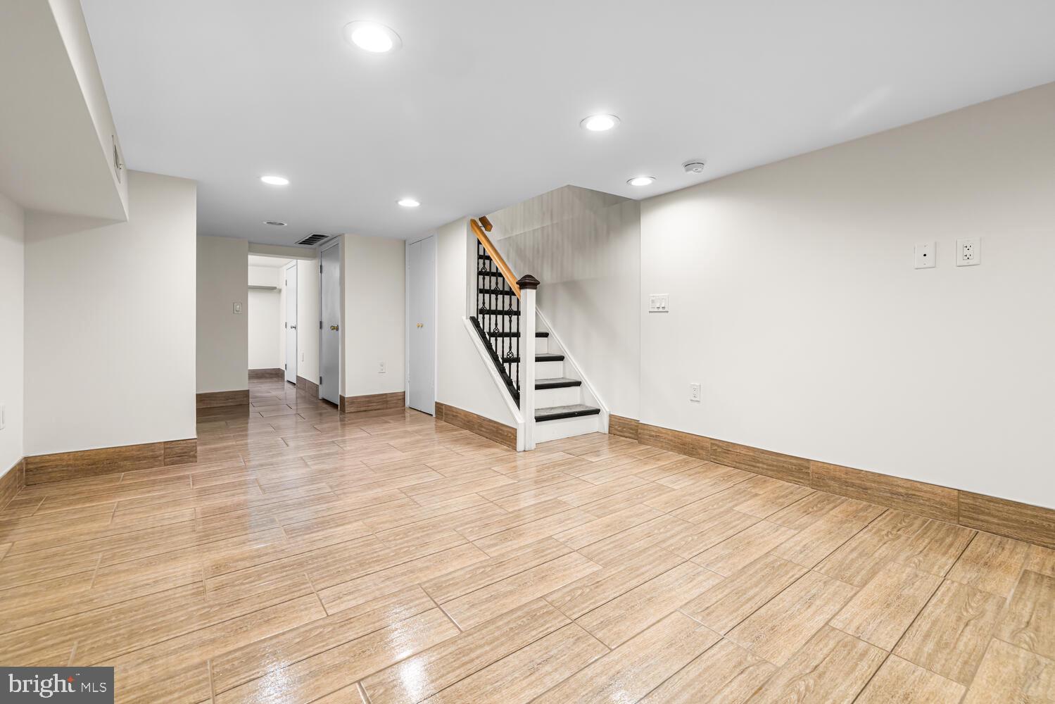 1629 S ISEMINGER STREET