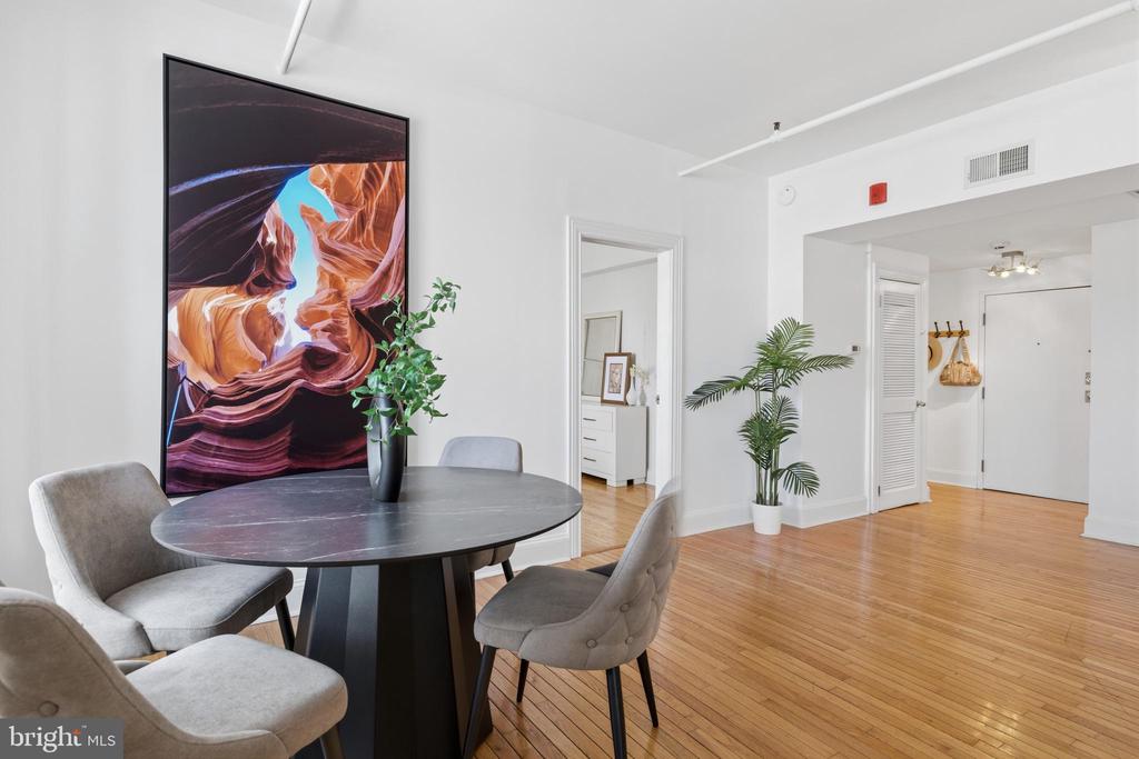 306 CHERRY STREET 300