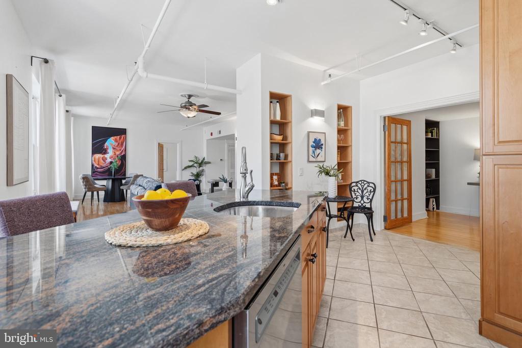 306 CHERRY STREET 300
