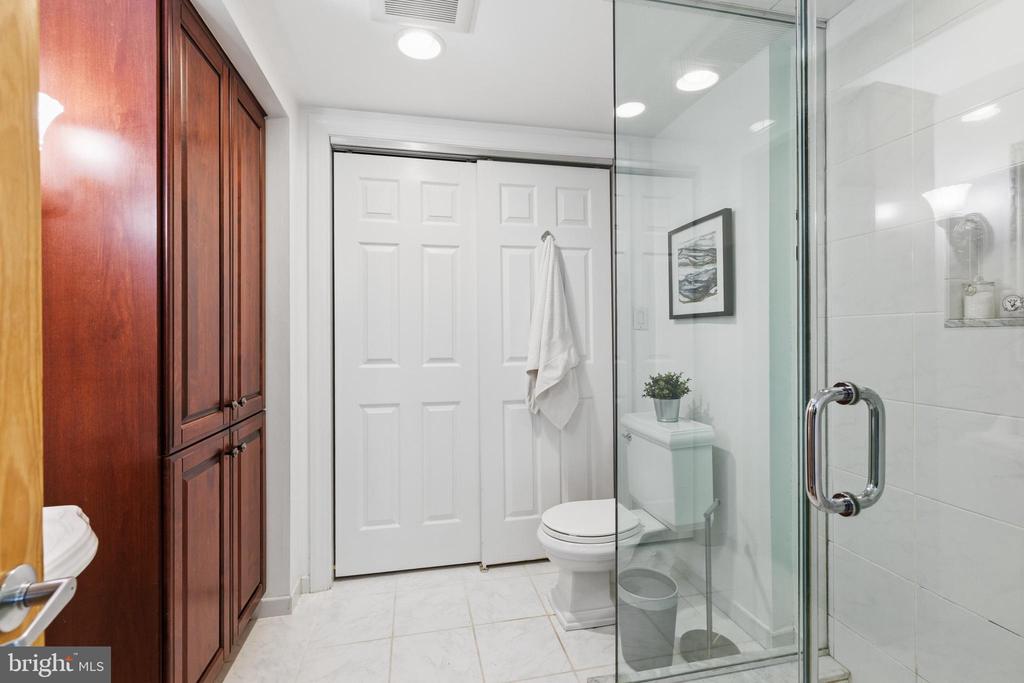 306 CHERRY STREET 300