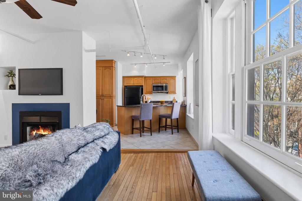 306 CHERRY STREET 300