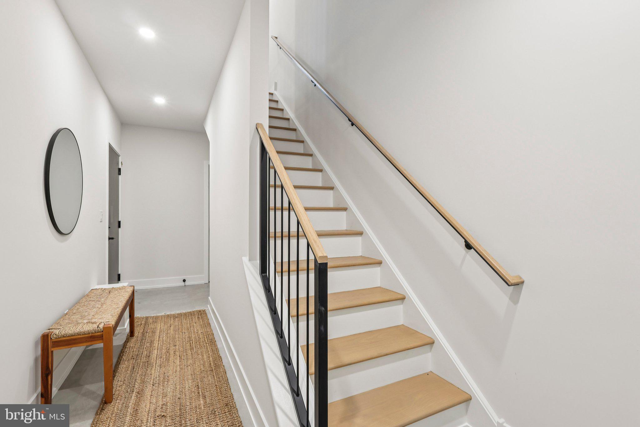 3409 W LIPPINCOTT STREET