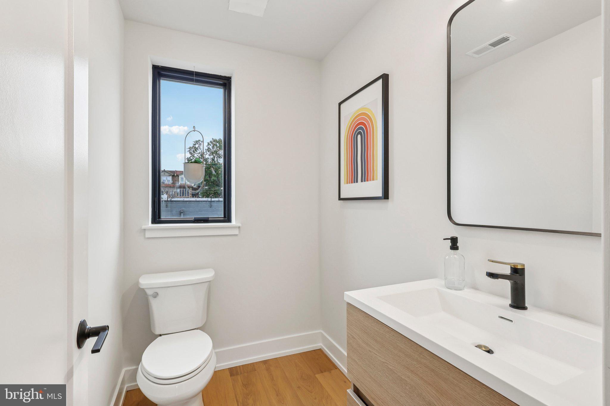 3409 W LIPPINCOTT STREET