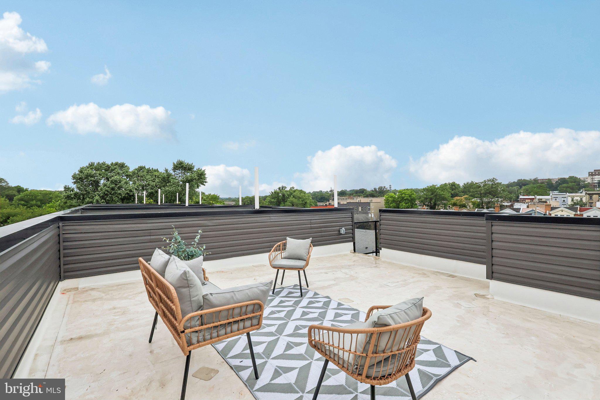 3409 W LIPPINCOTT STREET