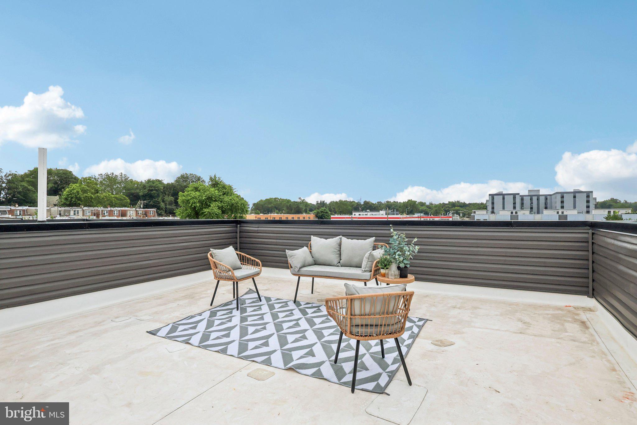 3409 W LIPPINCOTT STREET