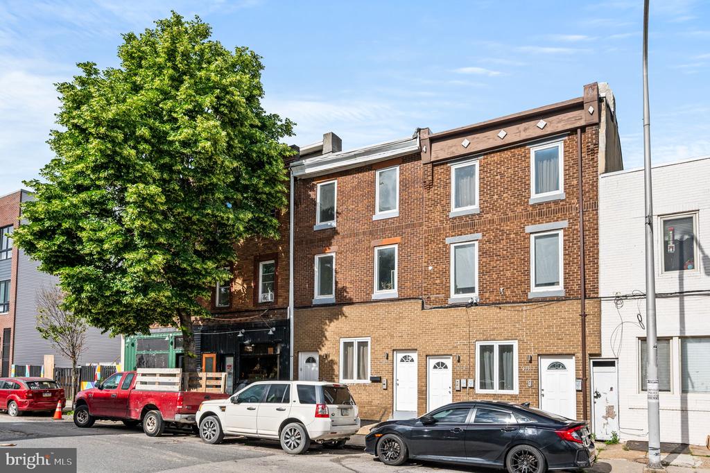 1633 GERMANTOWN AVENUE Unit: 3