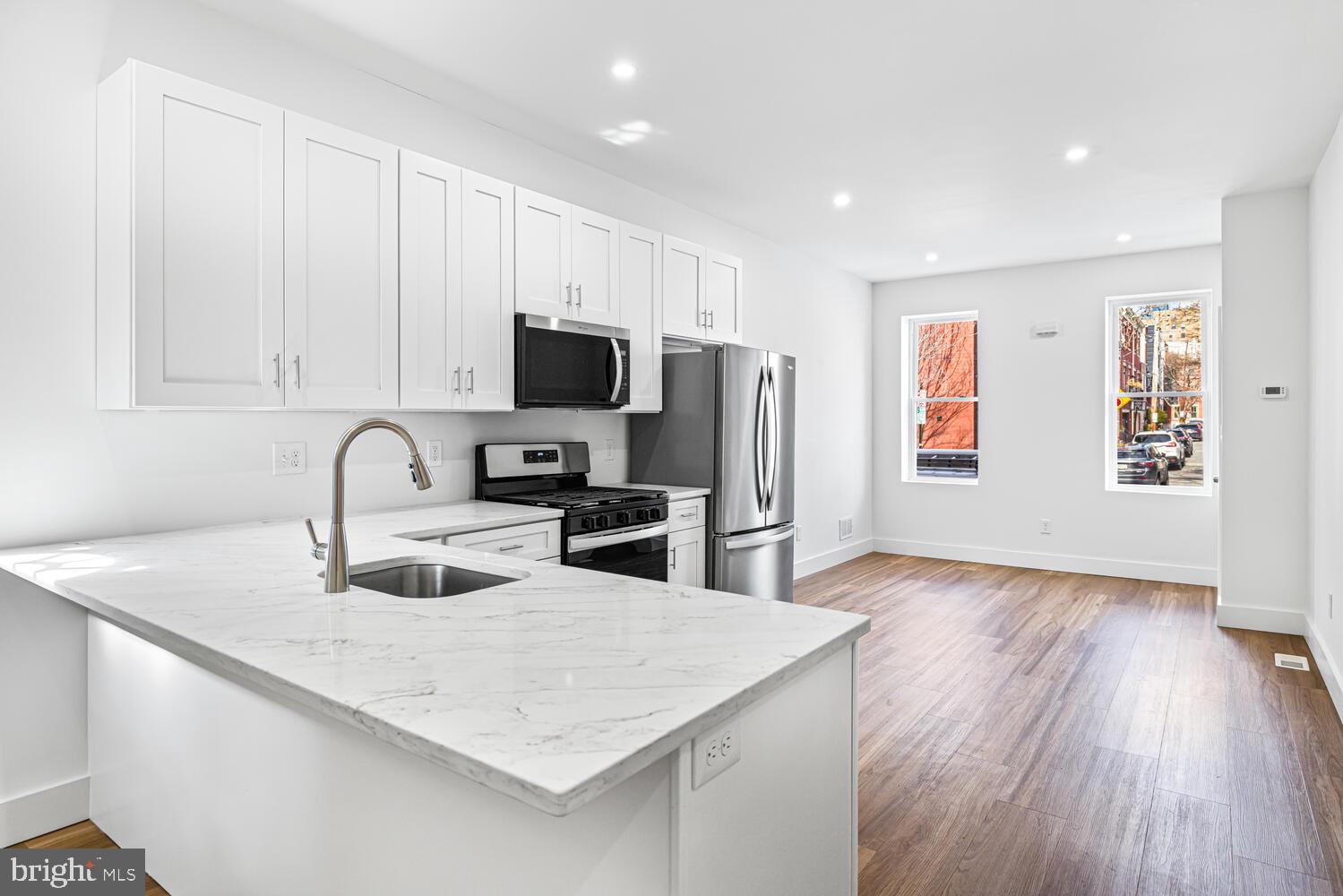 1830 CATHARINE STREET