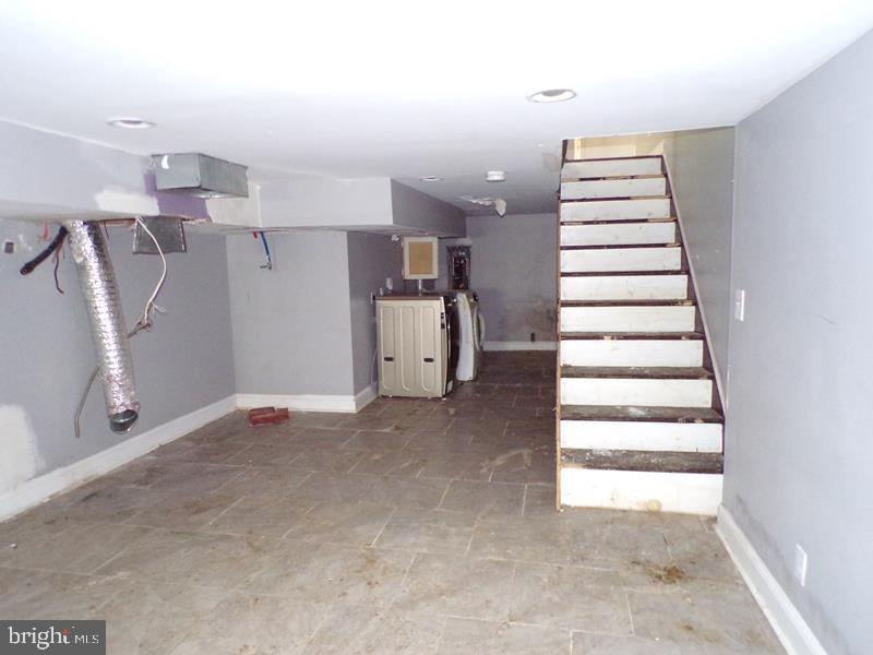 1508 N MYRTLEWOOD STREET