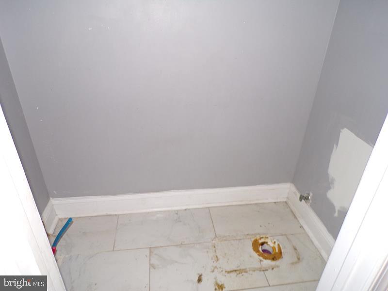 1508 N MYRTLEWOOD STREET