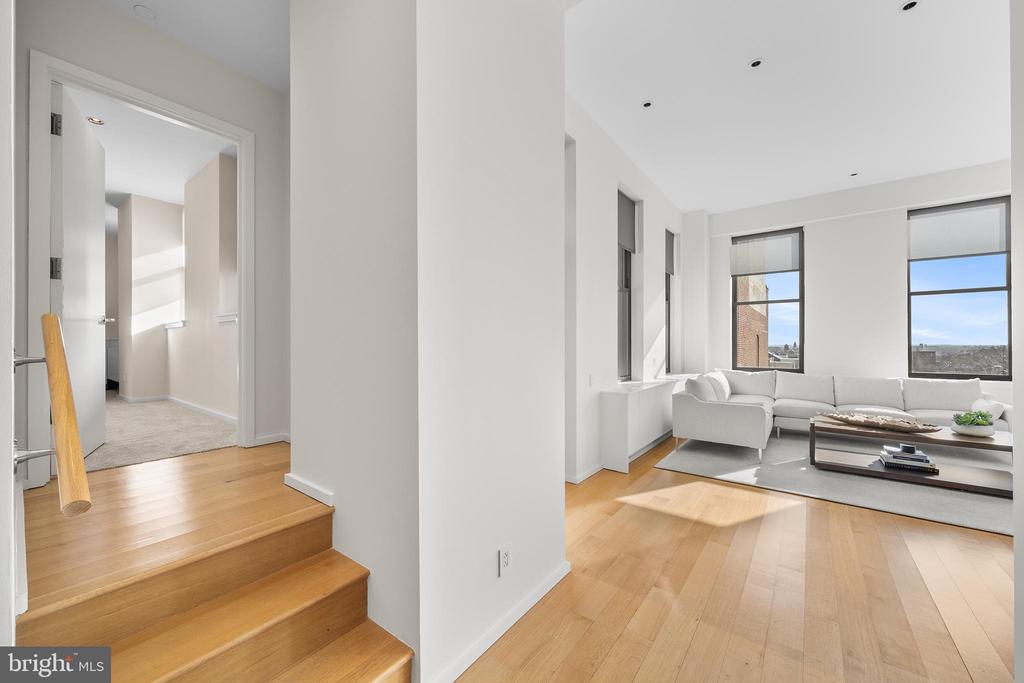 210 W WASHINGTON SQUARE 6SW