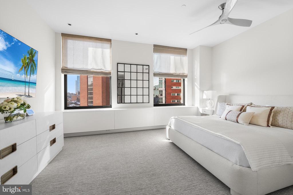 210 W WASHINGTON SQUARE 6SW