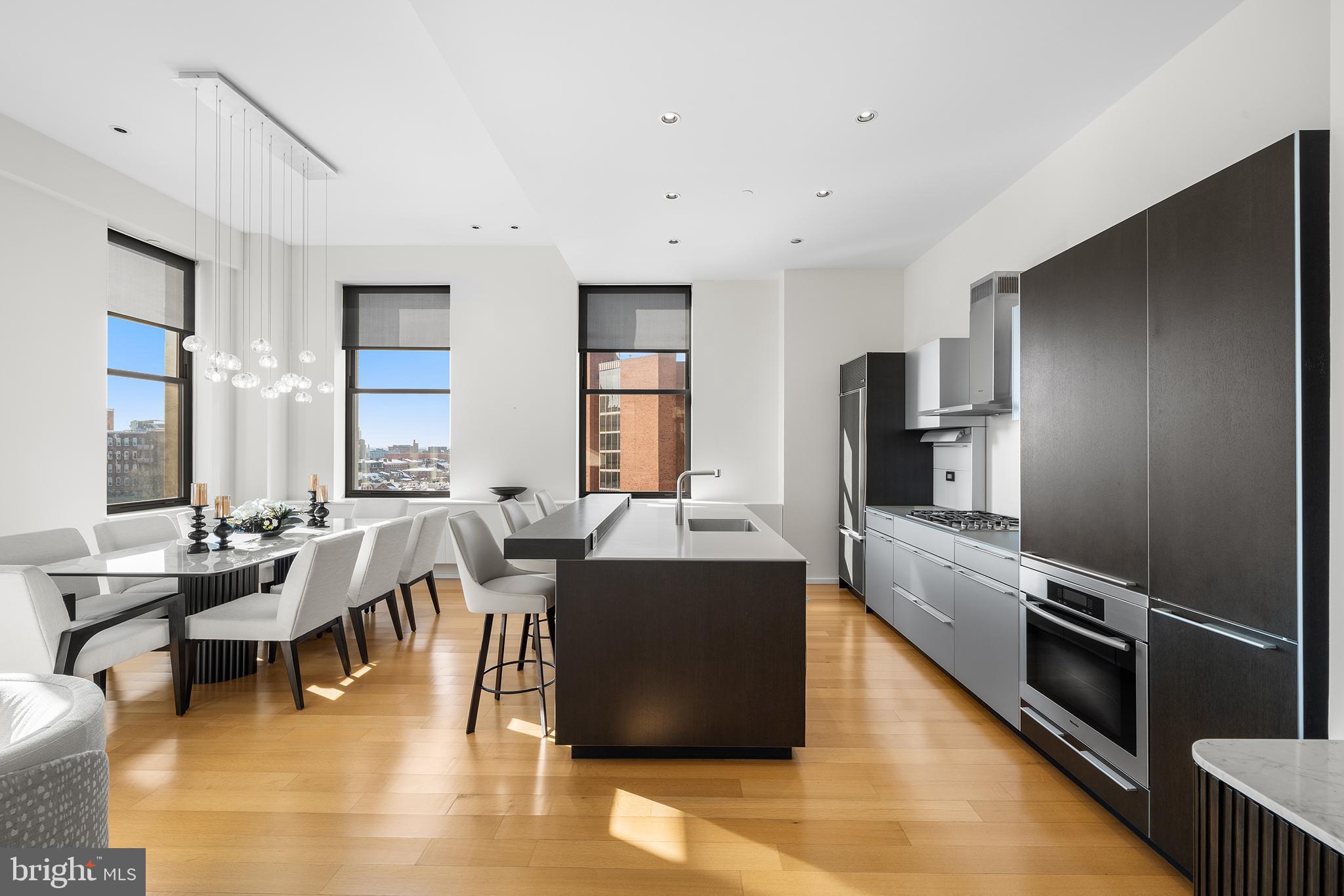 210 W WASHINGTON SQUARE 6SW