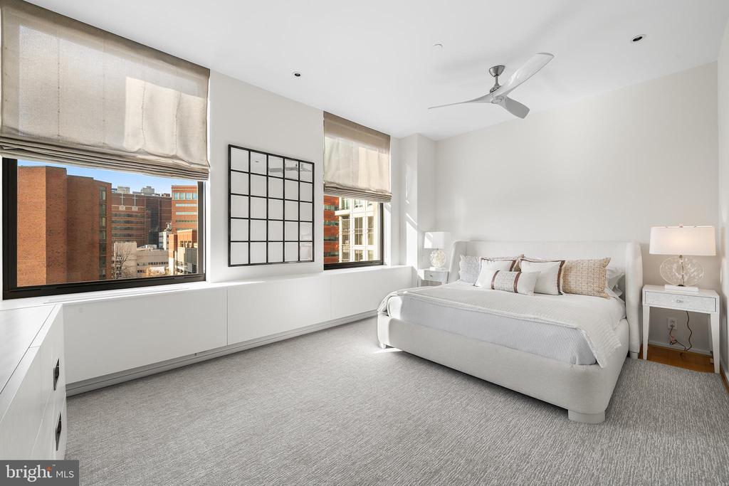 210 W WASHINGTON SQUARE 6SW