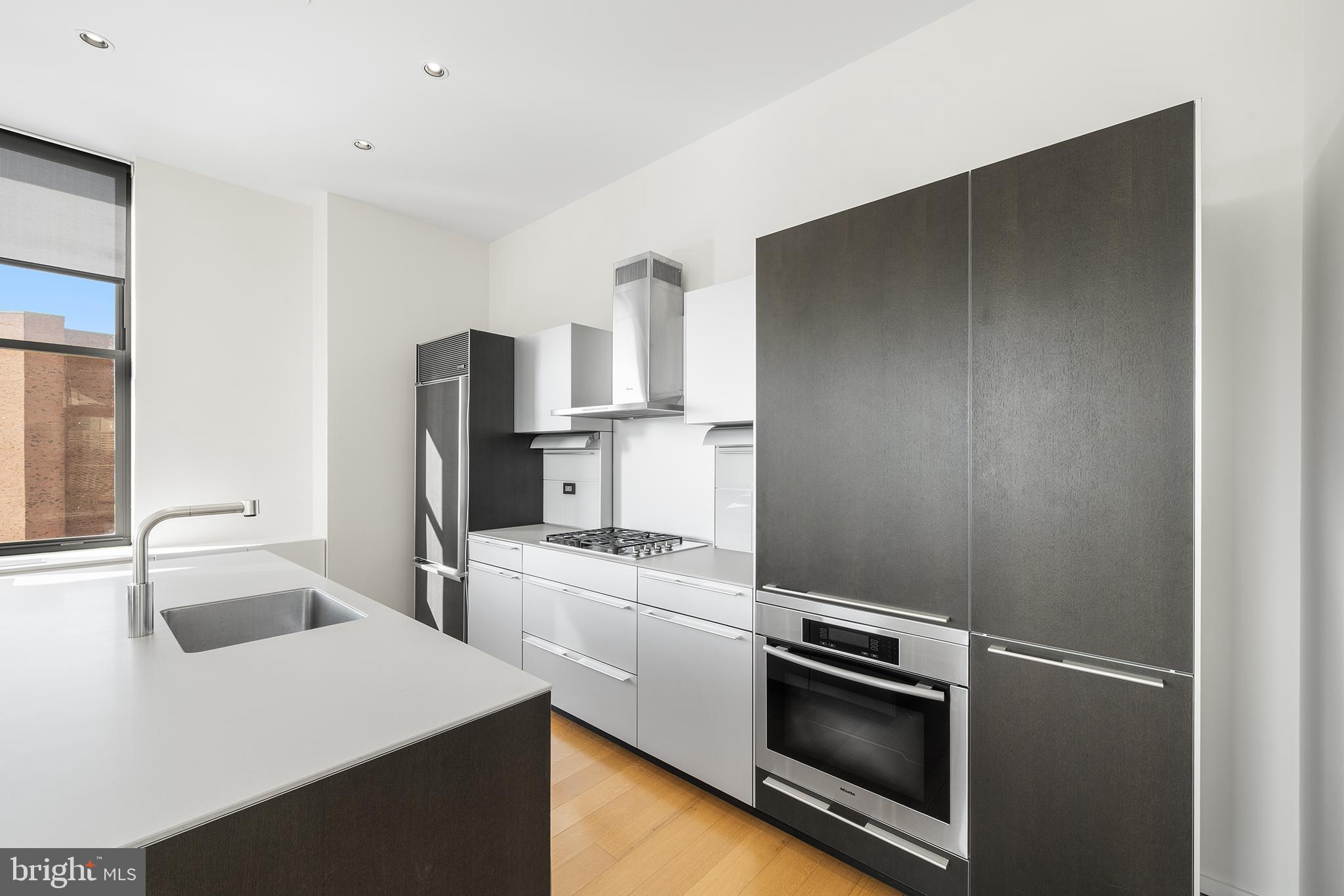 210 W WASHINGTON SQUARE 6SW