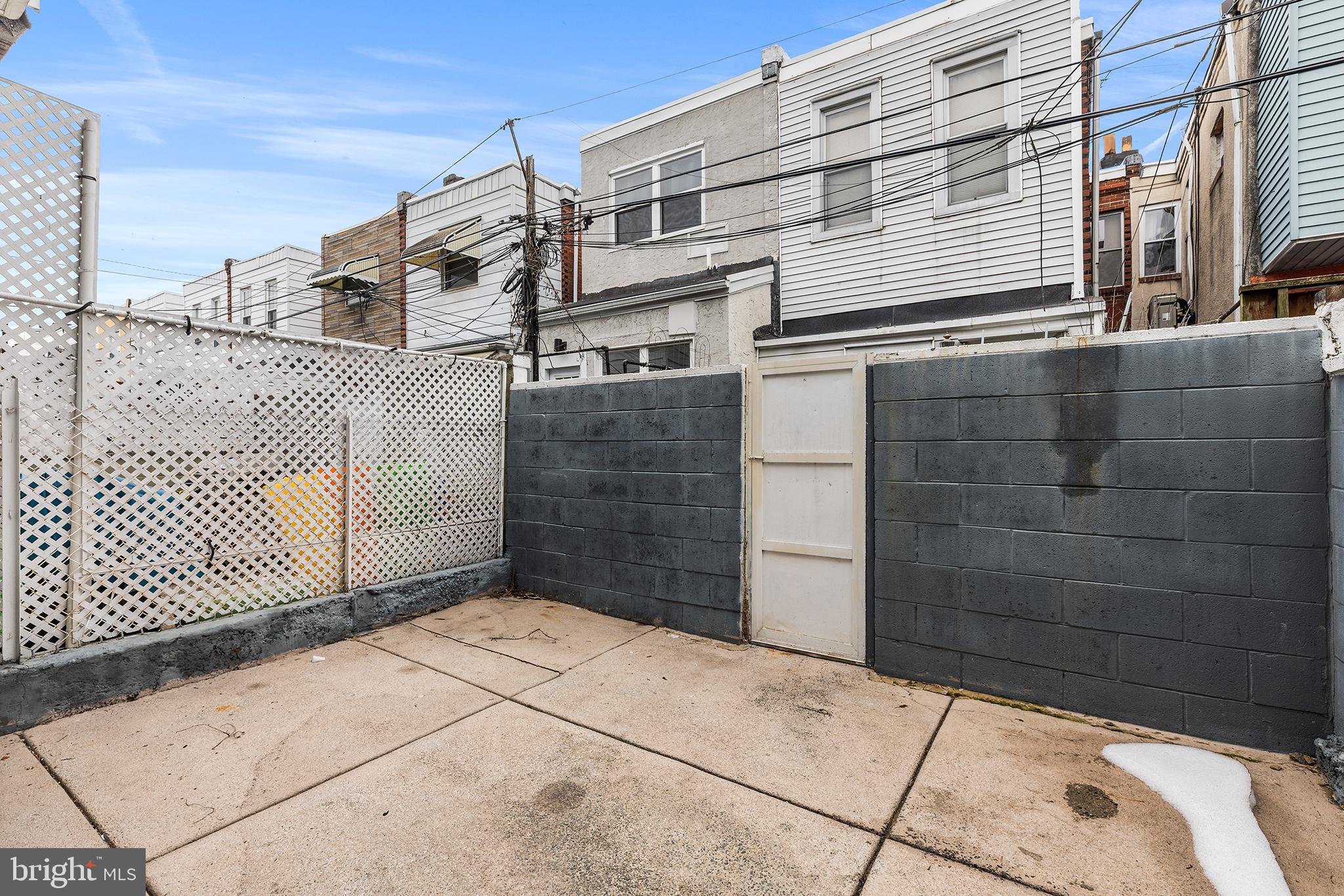 2335 S CHADWICK STREET