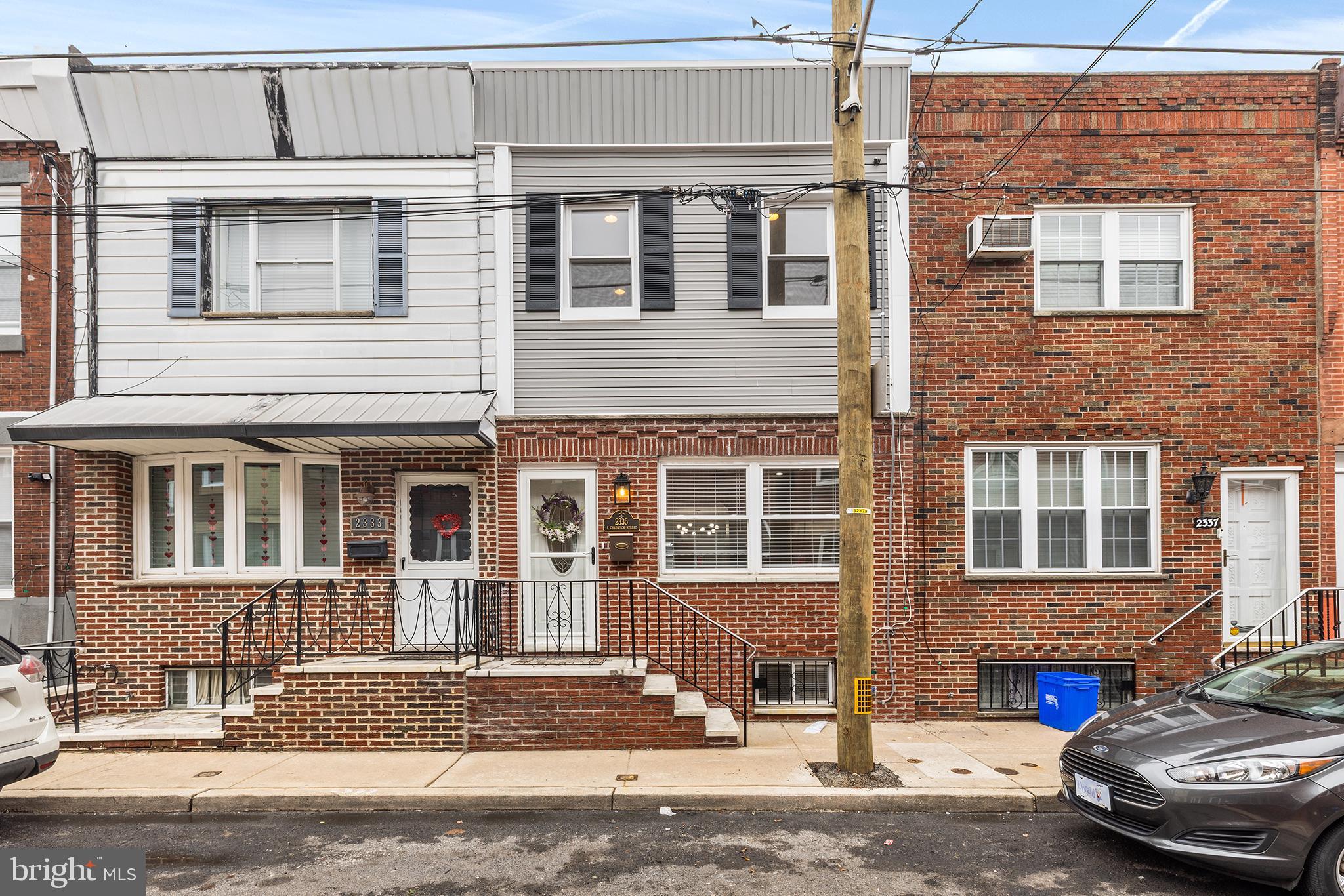 2335 S CHADWICK STREET