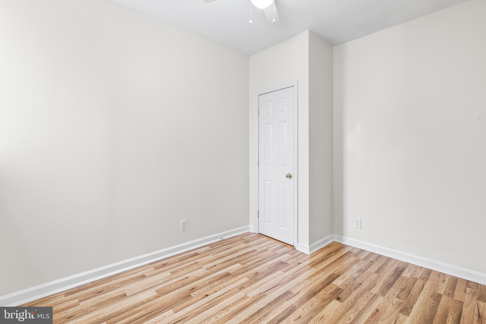 2335 S CHADWICK STREET