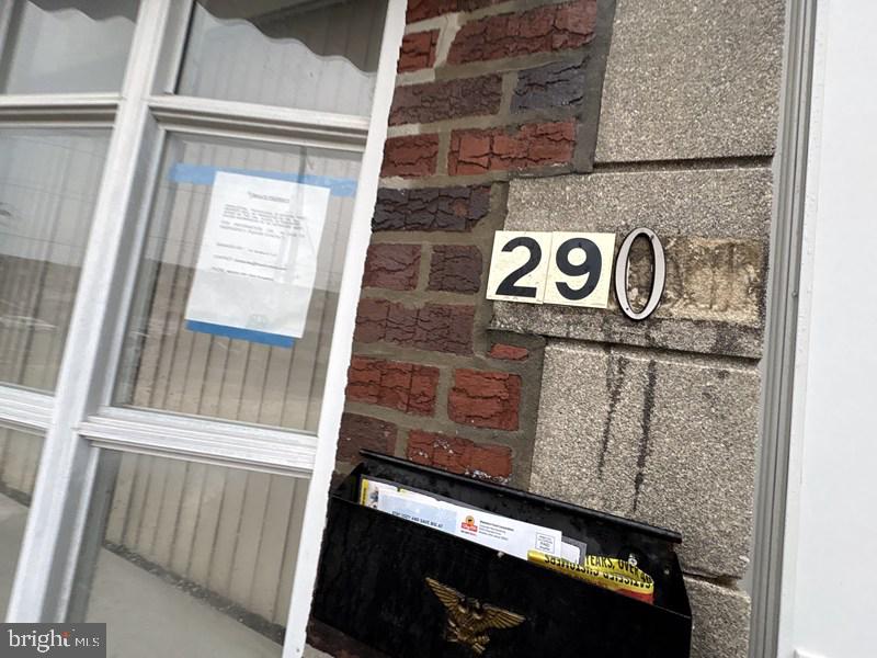 2904 DEVEREAUX AVENUE