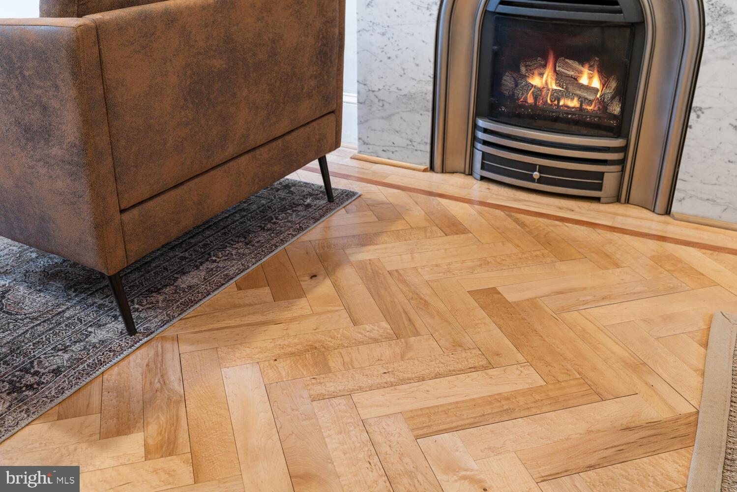 2214 BRANDYWINE STREET