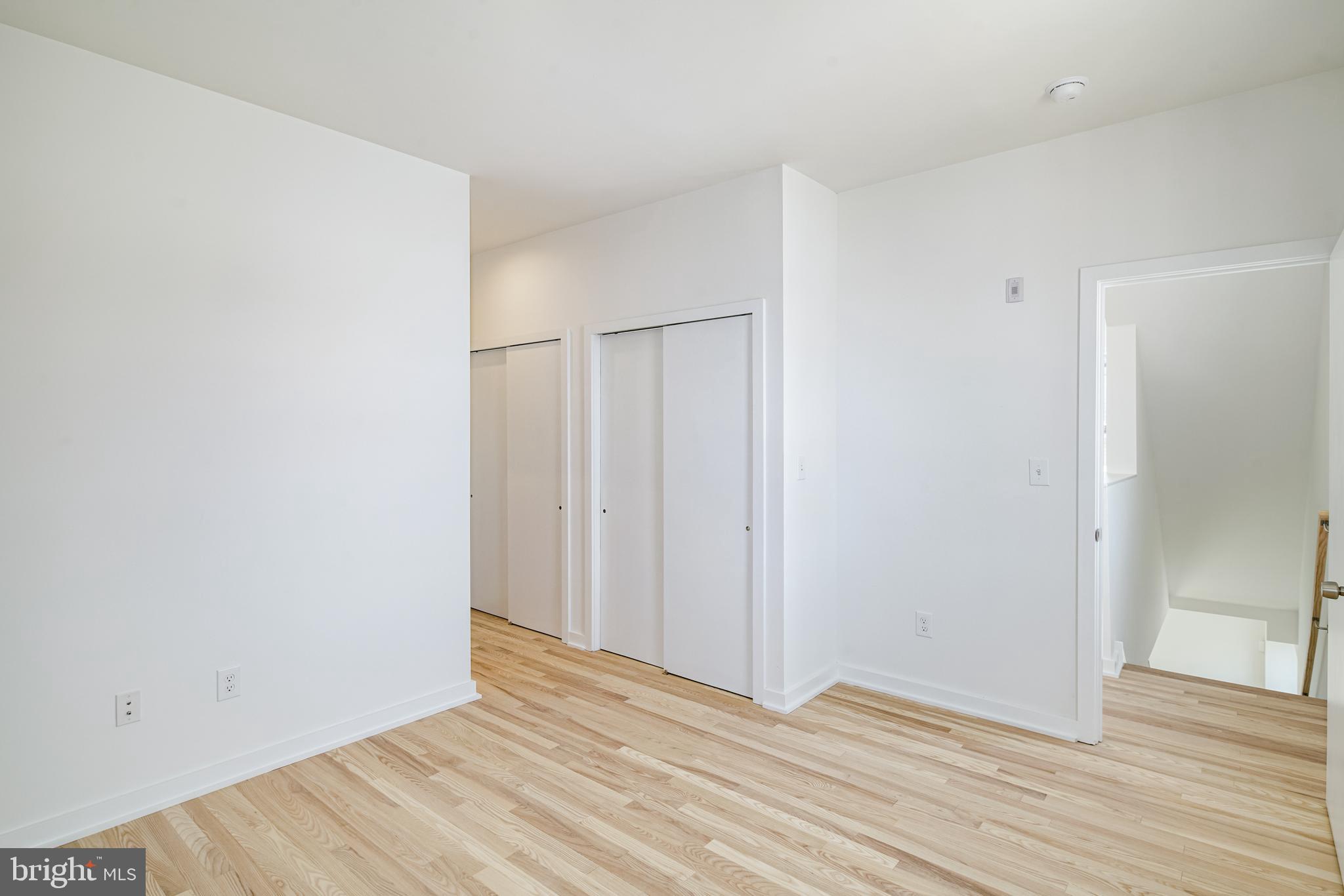 1842 E HAROLD STREET 5