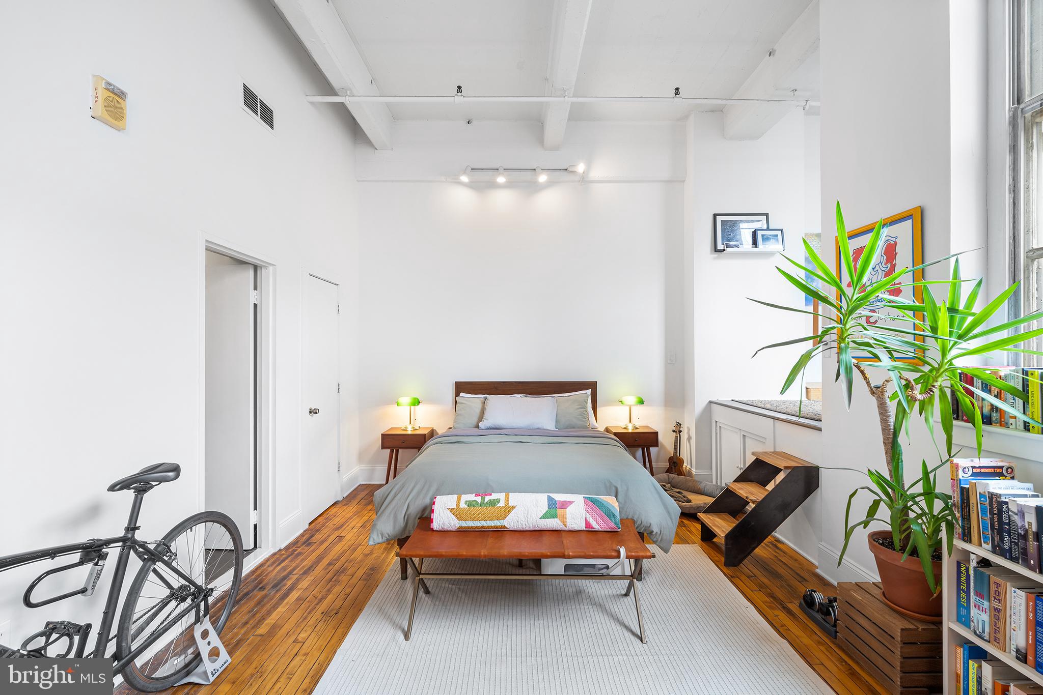 1238 CALLOWHILL STREET 202